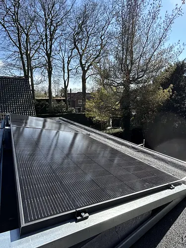 Laren 16 Battery-Ready Solar Panels